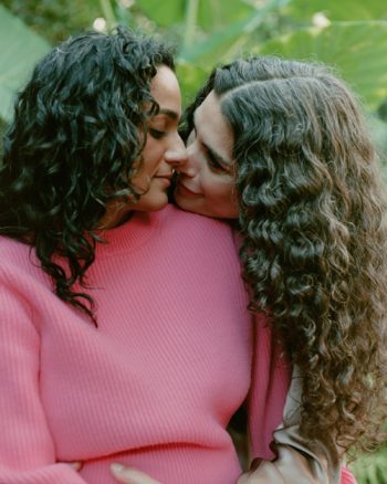 Chani_Nicholas_and_Sonya_Passi_01_crop-1600x2000