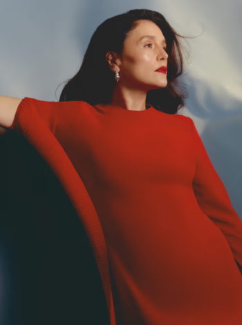 Jessie_Ware_01-aspect-ratio-29-39-1142x1536