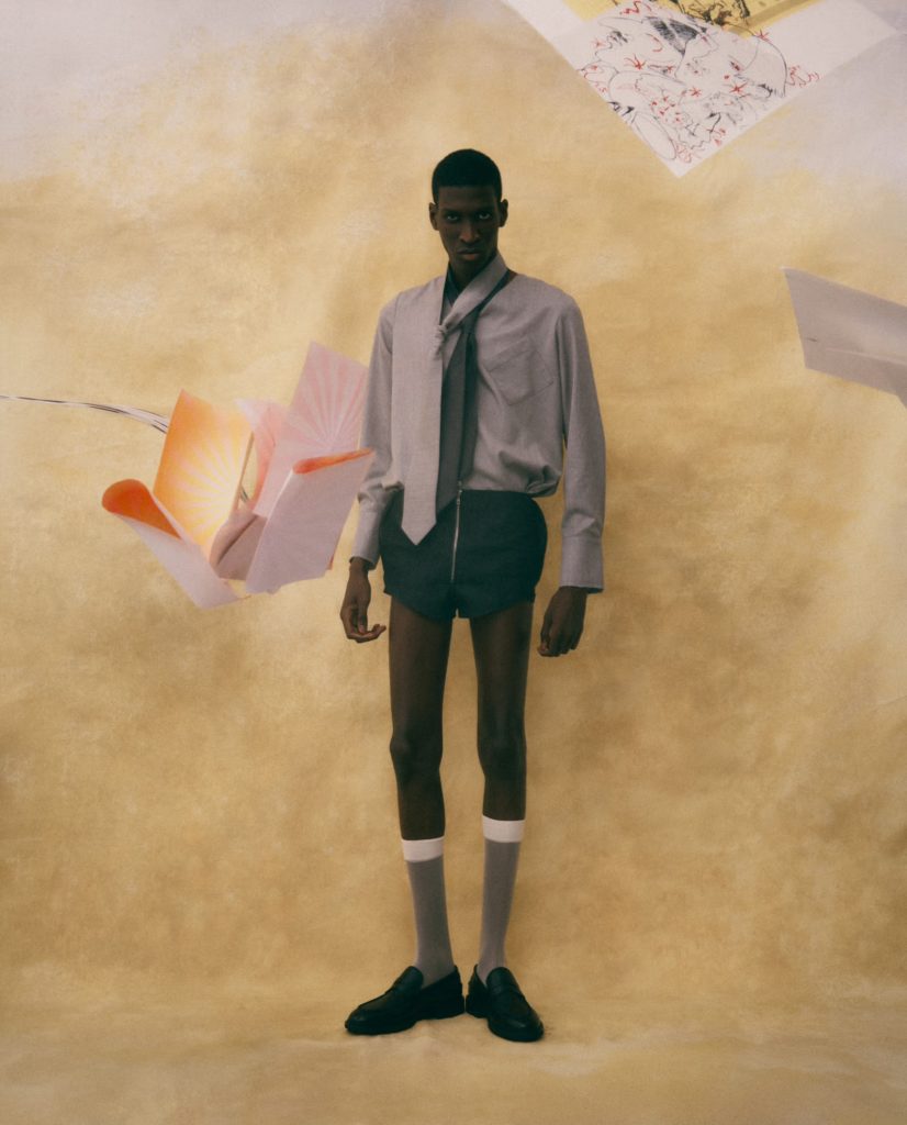 RuiのシャツとネクタイはLIMO、ショートパンツはBRUNO LANGARICA BLANCO、ソックスはCALZEDONIA、シューズはFERRAGAMO